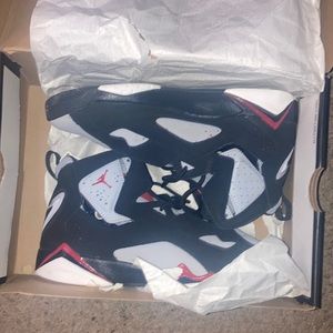 Jordan True Flight Black Varsity Red Grey
 (4)